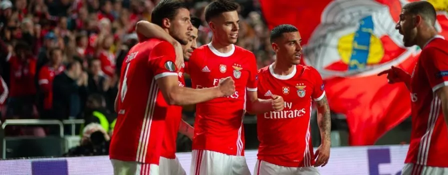 Lech Poznań - Benfica Lizbona transmisja. Gdzie obejrzeć relację z meczu w internecie oraz TV?