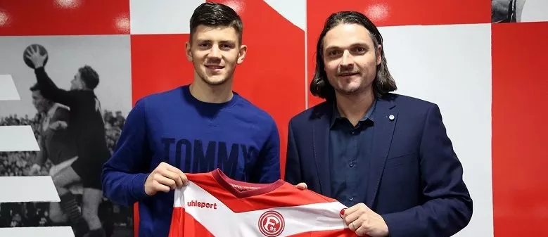 Kownacki z golem, „Lewy” bez