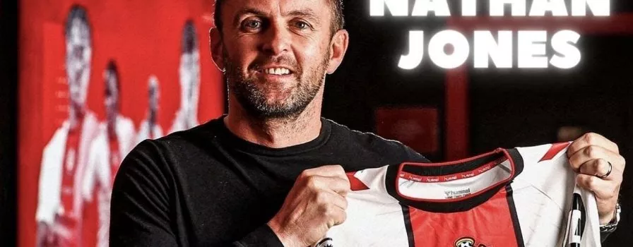Nathan Jones zwolniony z Southampton - Kto teraz trenerem Jana Bednarka?