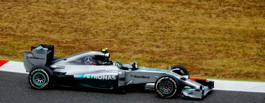Gdzie obstawiać F1 w internecie? Oferta zakładów bukmacherskich