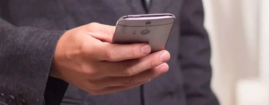 Mecze na telefonie. Jak oglądać transmisje na żywo za darmo?