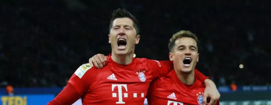 „Lewy” strzela, Bayern gromi
