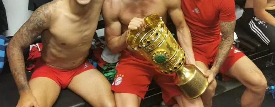 Lewandowski z dubletem i pucharem!
