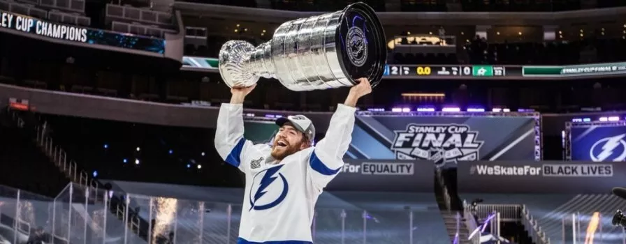 Błyskawice mistrzem NHL!