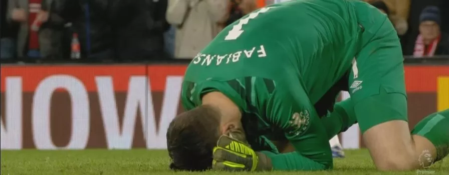 Fabiański pod ostrzałem krytyki za fatalny klops