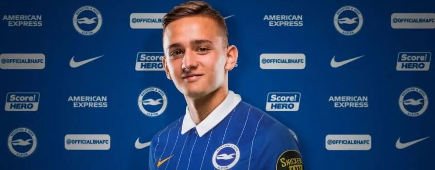 Karbownik też w Brighton!