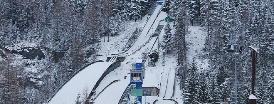 11 Polaków w konkursie!